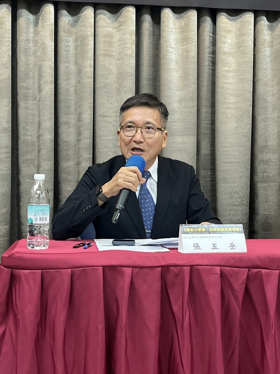 学者张五岳10日表示,川习会后中国强化与俄罗斯、北韩关系,长期来看剑指美国,短期... 学者张五岳10日表示,川习会后中国强化与俄罗斯、北韩关系,长期来看剑指美国,短期...