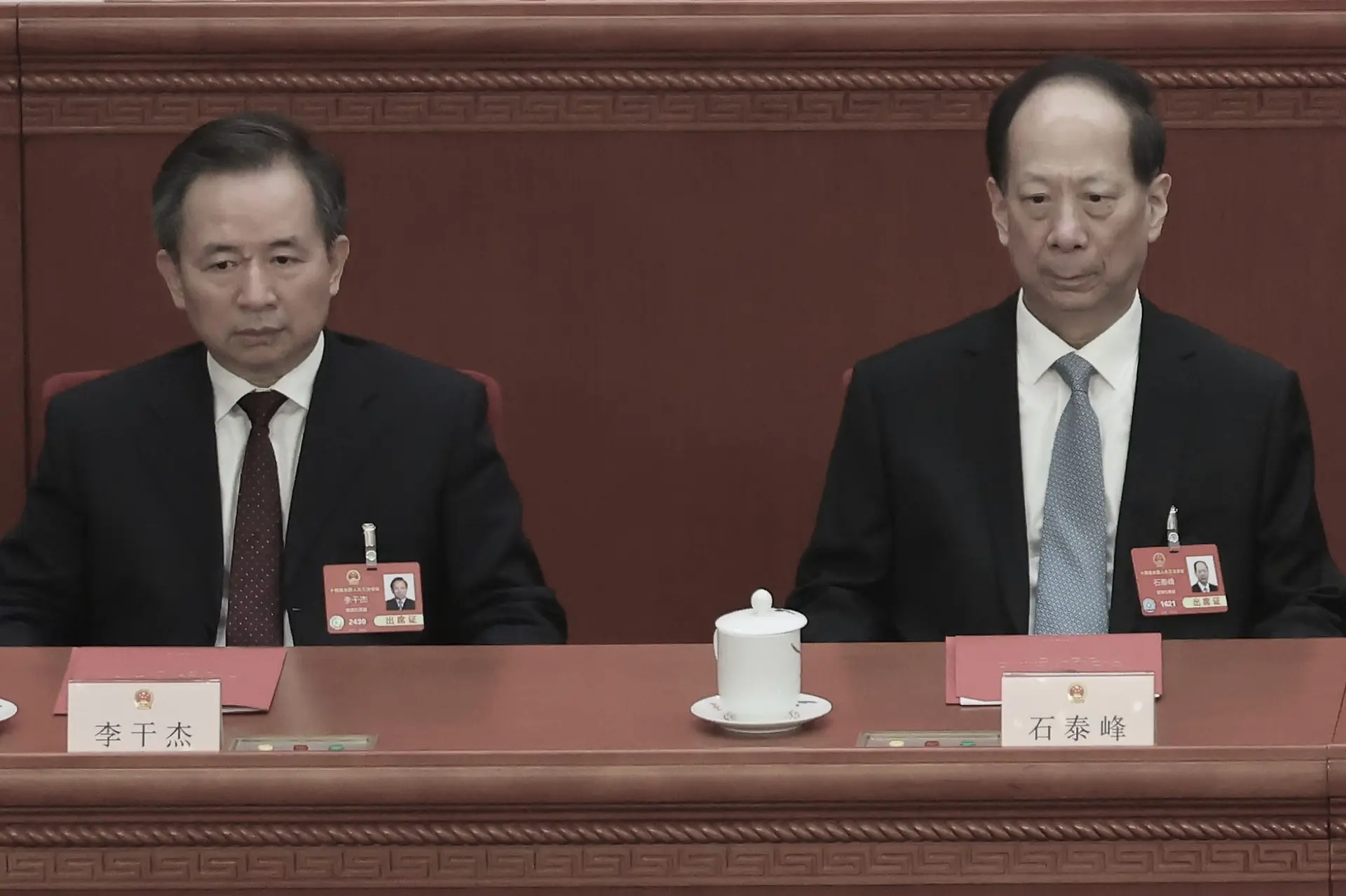 周晓辉:官网淡化石泰峰活动报导不正常