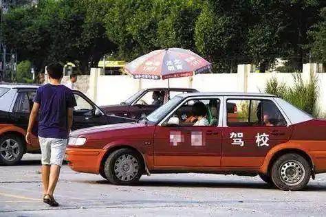驾校风光不再！高考后没人学车了